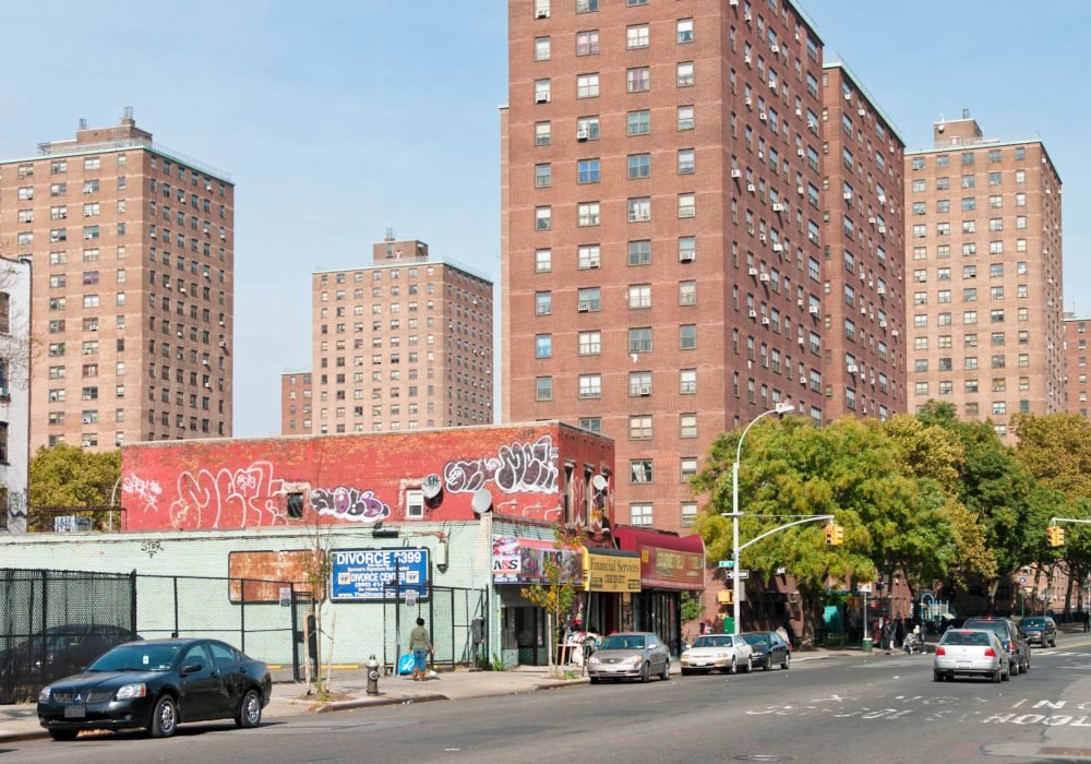 The-bronx-new-york_-_Flickr_id_5133159974